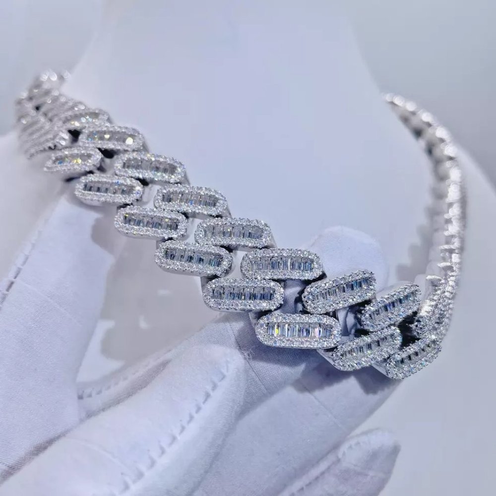 18MM Moissanite Baguette Cuban Chain Necklace